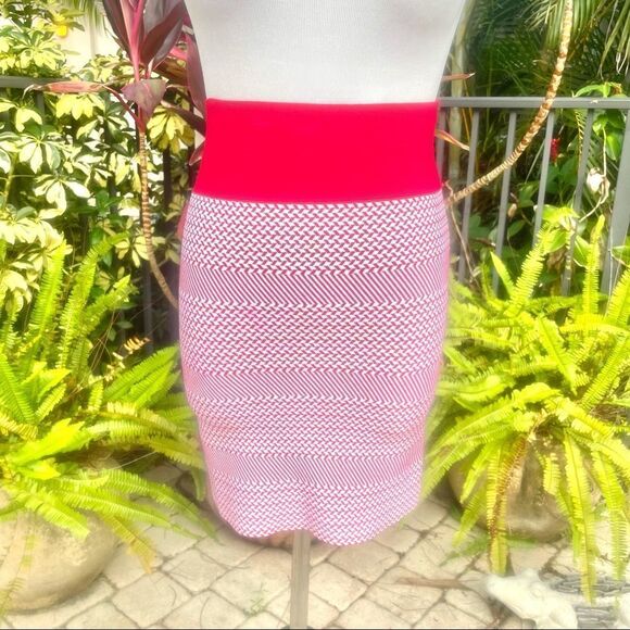 BCBGMaxAzria Azalea Bandage Skirt - Picture 3 of 7